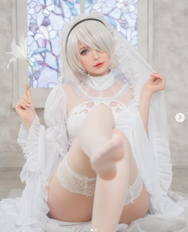 國外美女COS《尼爾》2B小姐姐 性感身材一覽無餘! 國外美女COS《尼爾》2B小姐姐 性感身材一覽無餘!