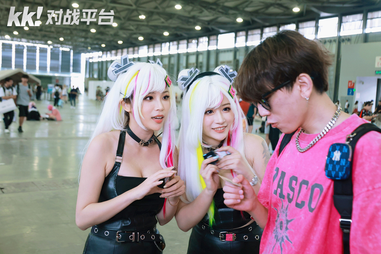 KK對戰平台CJ回顧:雙子K妹首秀 狂發福利“暴擊”全場! KK對戰平台CJ回顧:雙子K妹首秀 狂發福利“暴擊”全場!