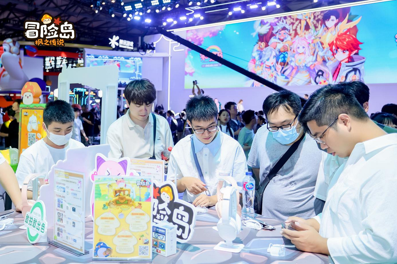 2023CJ現場回顧,上百人排隊,竟是為團寵花蘑菇? 2023CJ現場回顧,上百人排隊,竟是為團寵花蘑菇?