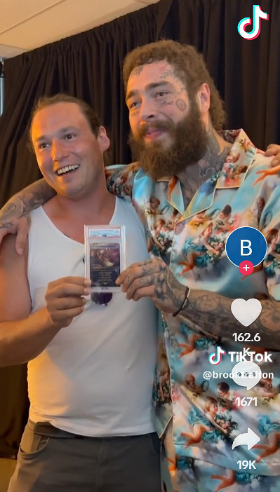 魔法風雲會唯一至尊魔戒卡牌被美國歌手波茲·馬龍買下！