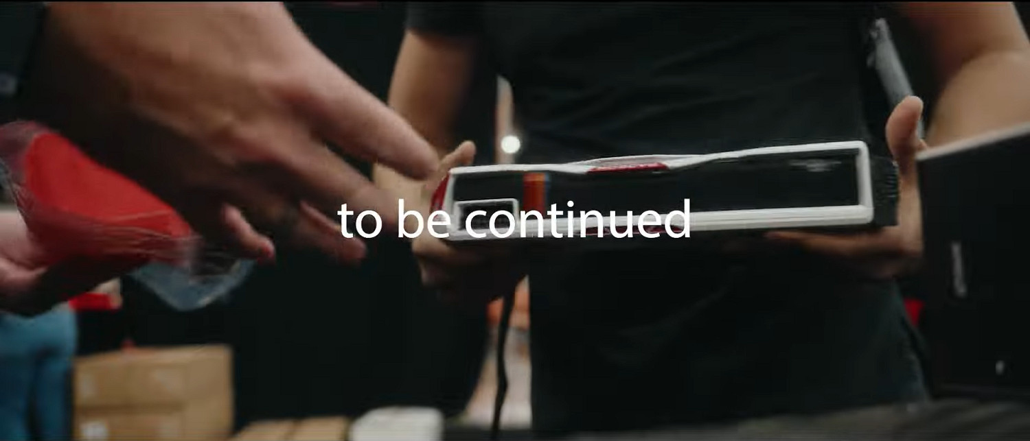 那麽哪裡可以買到呢！外國博主打造《星空》主題電腦