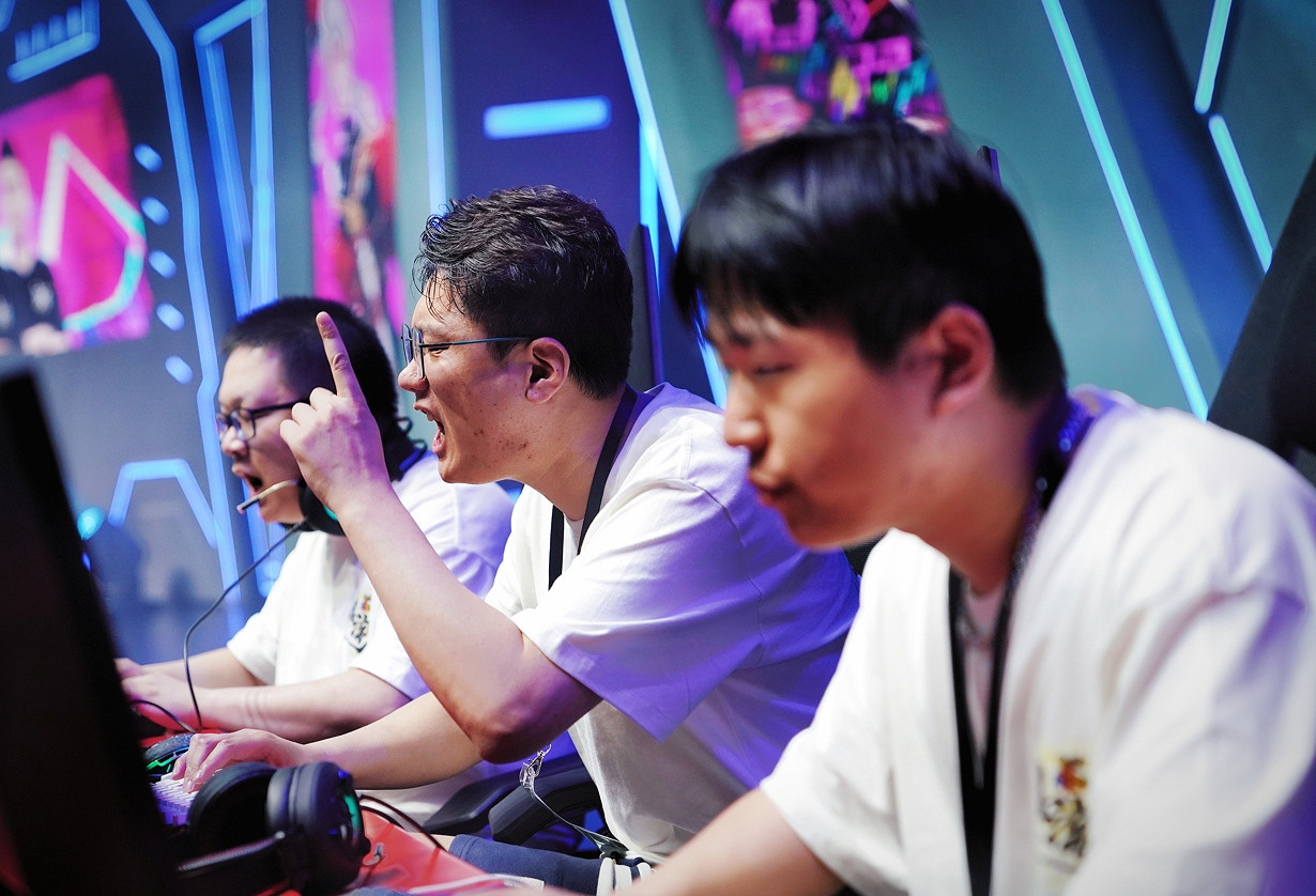 董師傅成就六冠王 《街頭籃球》SFSA總決賽圓滿落幕 董師傅成就六冠王 《街頭籃球》SFSA總決賽圓滿落幕