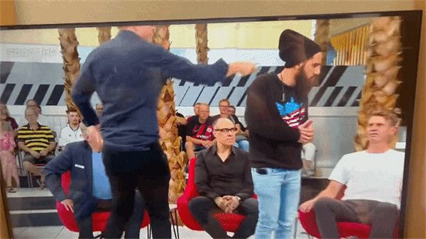 科隆展開幕直播再次遭觀眾上台打斷：我想玩《GTA6》