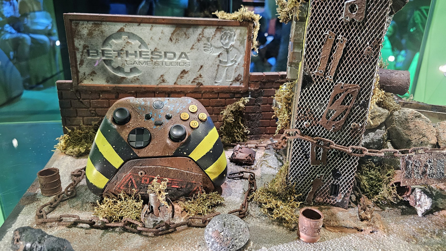 帥炸了！《輻射》主題Xbox手把和主機亮相2023科隆展