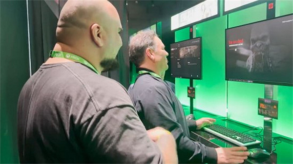 太尷尬！陶德圍觀上司斯賓塞玩《潛行者2》卻見他秒掛