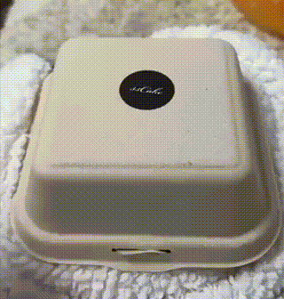 男子打劫只要妹子原味襪子 動圖 這個圖你一定喊臥槽