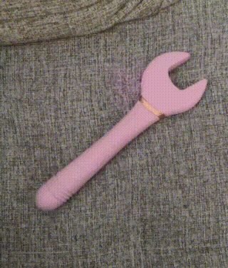 男子打劫只要妹子原味襪子 動圖 這個圖你一定喊臥槽