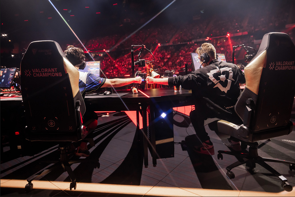 天才反派 戰至終章!美洲賽區隊伍EG奪得2023《不屈不撓契約》全球總冠軍! 天才反派 戰至終章!美洲賽區隊伍EG奪得2023《不屈不撓契約》全球總冠軍!