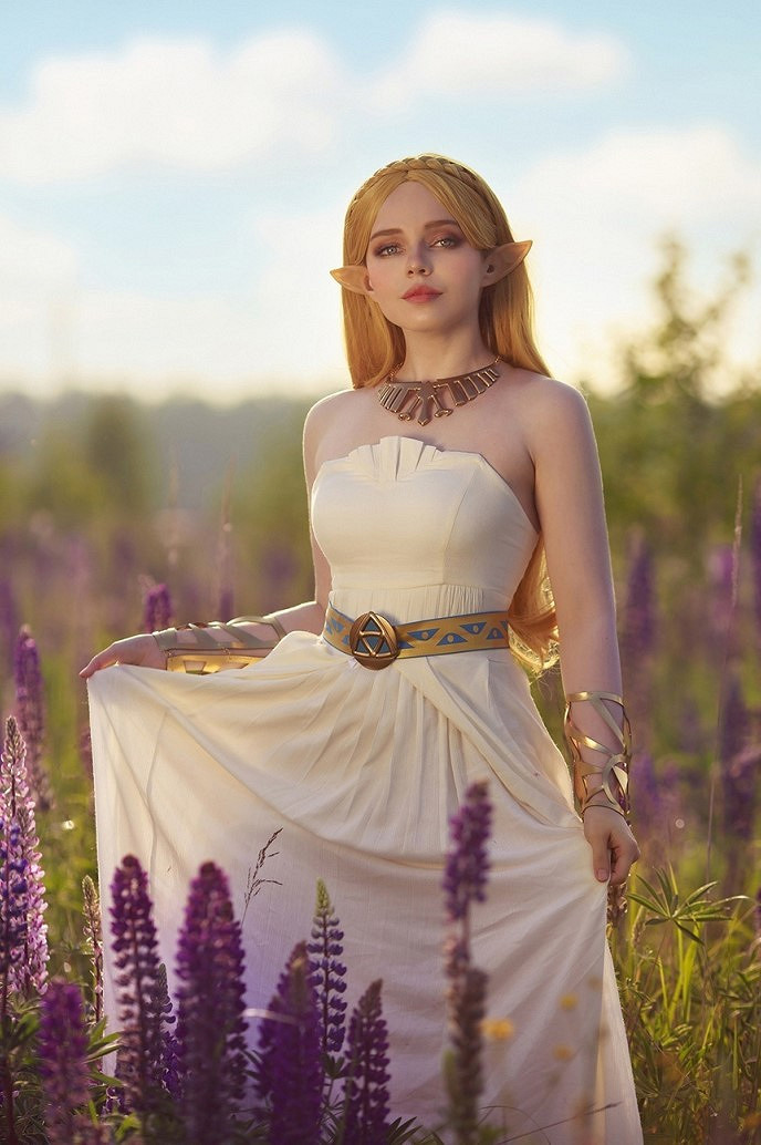 俄國小姐姐COS《塞爾達》公主 妝容精致、身材誘人！