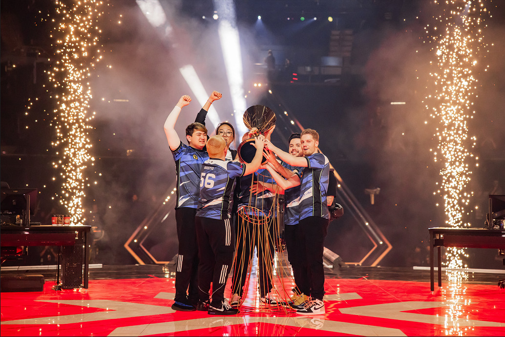 天才反派 戰至終章!美洲賽區隊伍EG奪得2023《不屈不撓契約》全球總冠軍! 天才反派 戰至終章!美洲賽區隊伍EG奪得2023《不屈不撓契約》全球總冠軍!