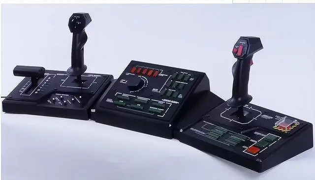 這也太奇葩了！盤點遊戲史上十大離譜外設產品