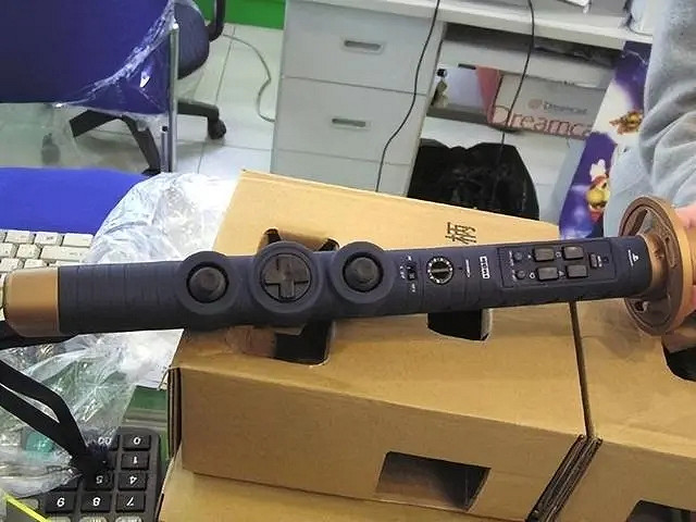 這也太奇葩了！盤點遊戲史上十大離譜外設產品