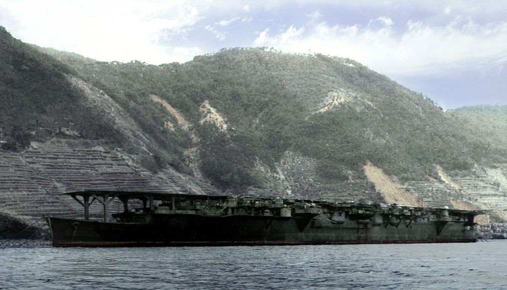 《碧藍航線》鸗立繪欣賞 SSR重櫻輕母龍鳳原型介紹