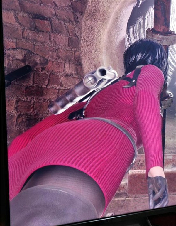 《生化4重製版》艾達王黑絲獲玩家稱讚：根本把持不住