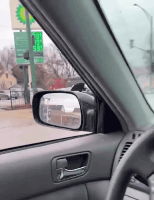 這絕對是隔壁老王吧 動圖 缺德地圖持續為您導航！