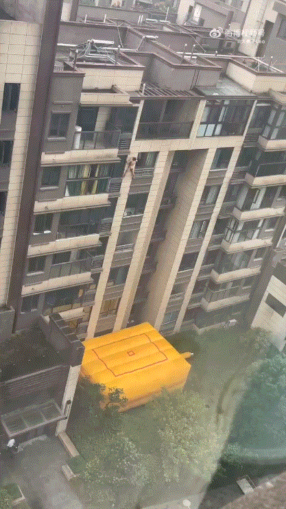 這絕對是隔壁老王吧 動圖 缺德地圖持續為您導航！