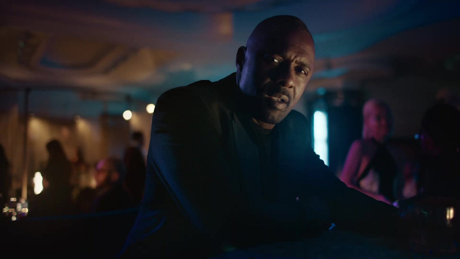 “往日之影”真人預告片公開 伊德瑞斯·艾爾巴主演 “往日之影”真人預告片公開 伊德瑞斯·艾爾巴主演