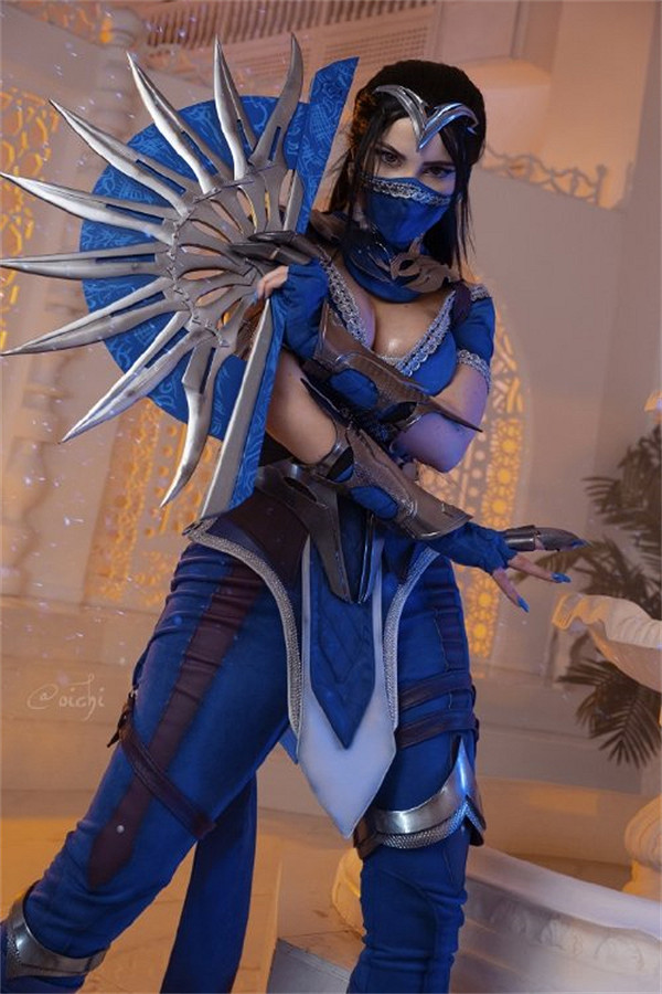 《真人快打》吉塔娜cos：超越原版！前凸後翹難以忽視