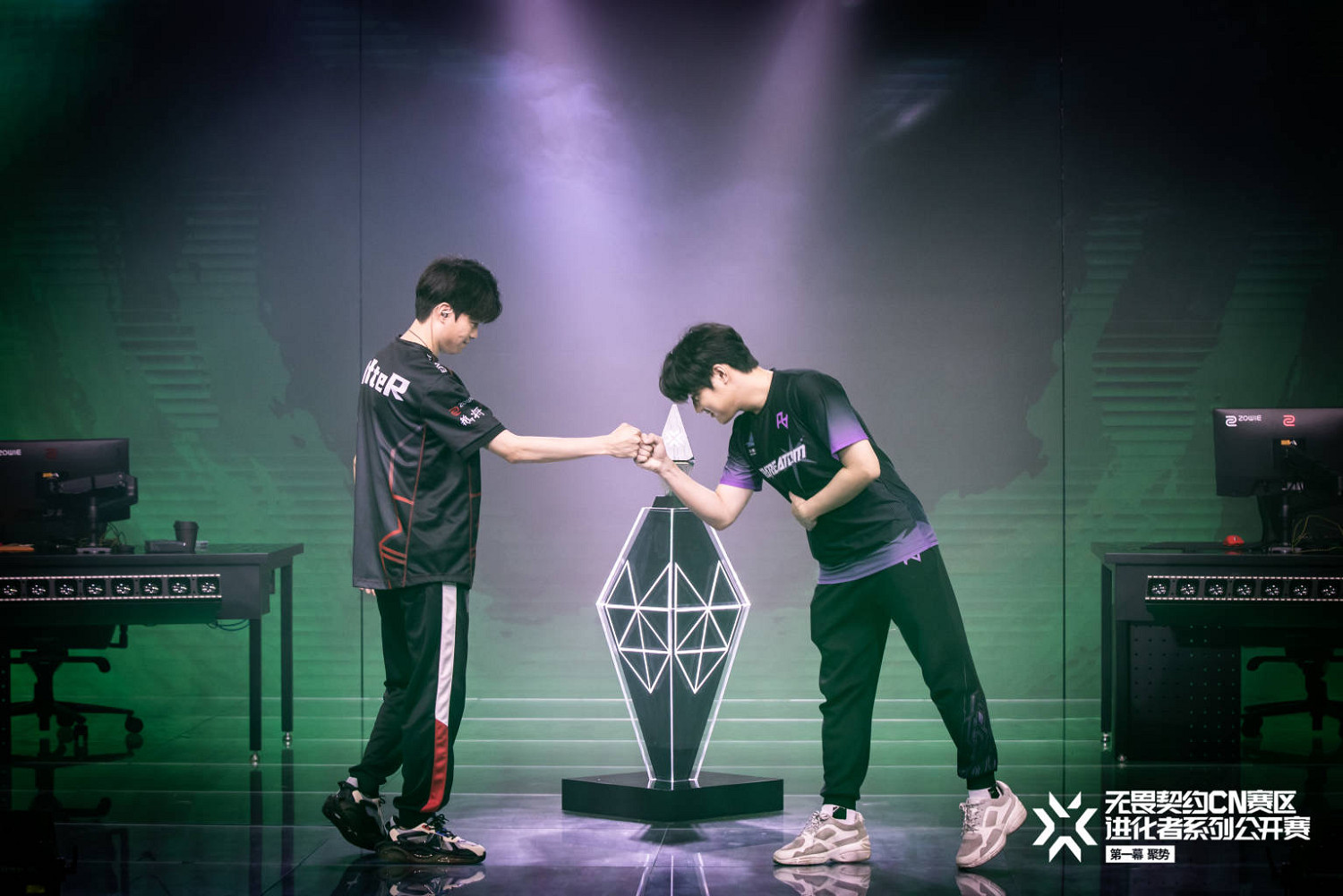 EDG奪得不屈不撓契約CN賽區進化者系列公開賽第一幕：聚勢冠軍