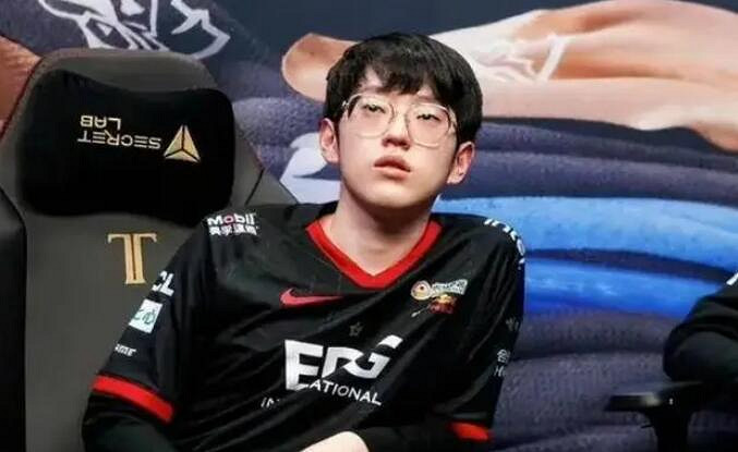 《英雄聯盟》edg曆屆隊員名單介紹