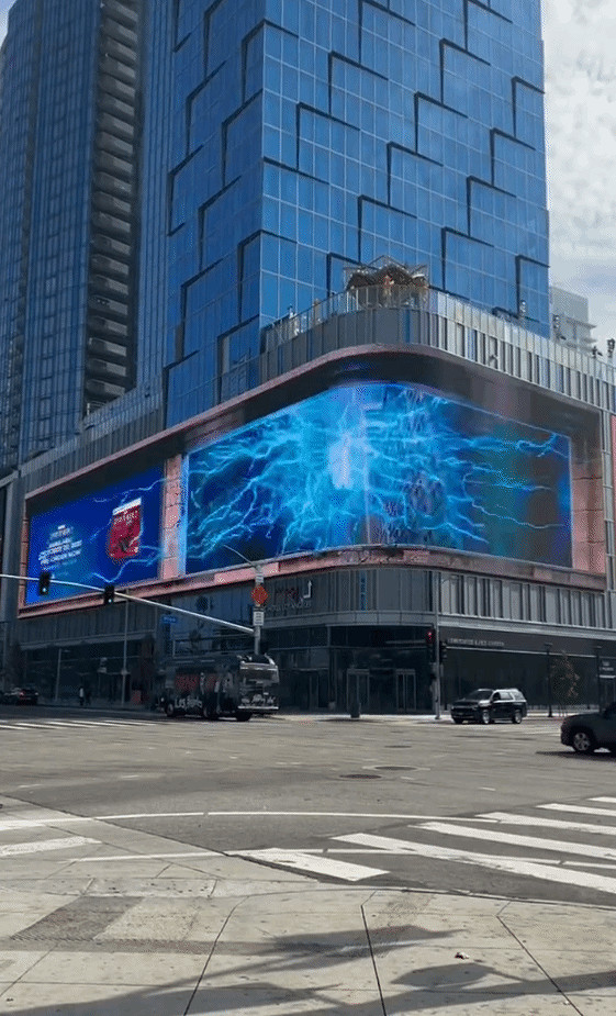 《蜘蛛人2》宣傳逐漸擴大 紐約和洛杉磯懸掛3D廣告! 《蜘蛛人2》宣傳逐漸擴大 紐約和洛杉磯懸掛3D廣告!