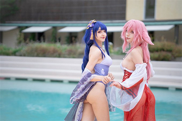 國外美女COS《最終幻想7》蒂法：性感身材完美還原！