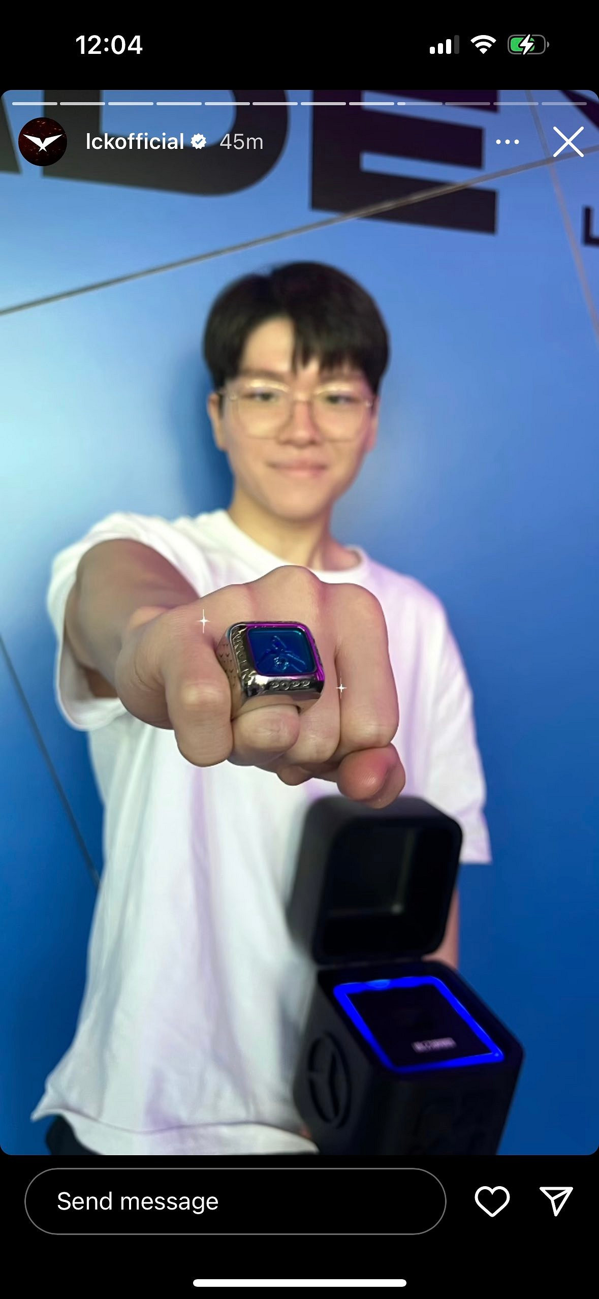 賽前先炫耀一波！《LOL》DRX隊員集體曬出S12冠軍戒指