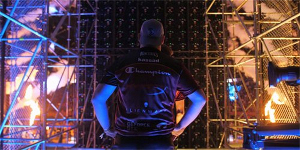 《CS2》首個大型國際賽事開幕！16支戰隊爭奪25萬美元