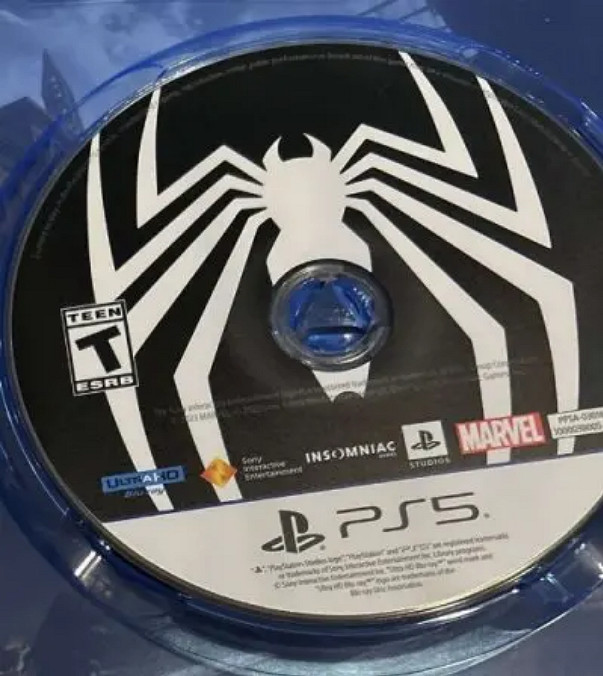 《漫威蜘蛛人2》實體光碟照曝光：黑底白蛛簡潔大氣