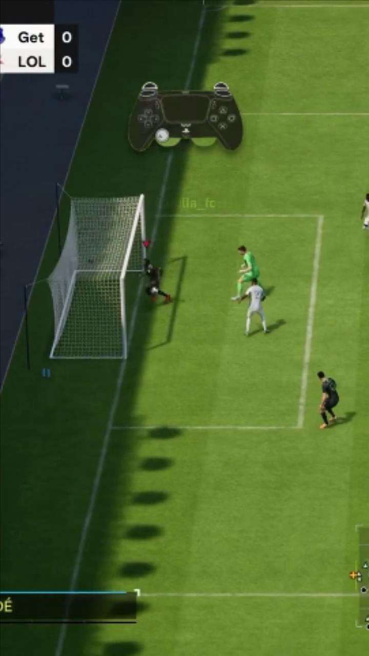 EA《FC 24》逆天BUG：球直接粘腿上衝進球門就得分！