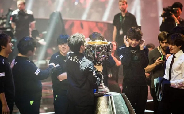 《lol》2023官方歷史十大最強戰隊排名