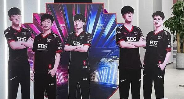《英雄聯盟》edg奪冠陣容名單介紹