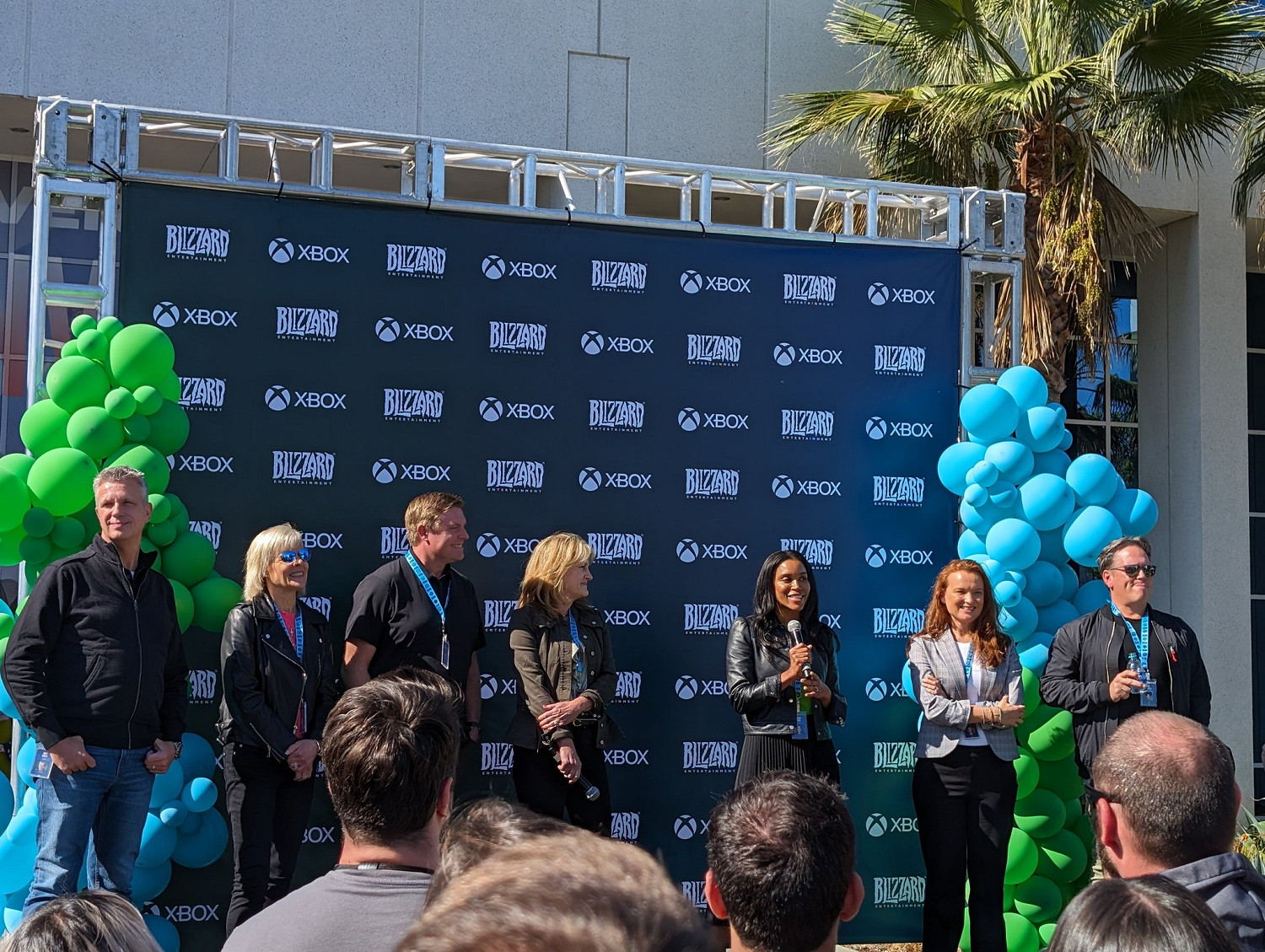 Xbox領導團隊訪問暴雪總部!暴雪總裁曬合照超開心 Xbox領導團隊訪問暴雪總部!暴雪總裁曬合照超開心