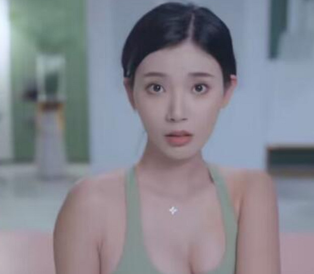 《完蛋我被美女包圍了！》熱度爆炸！盤點女主抖音號