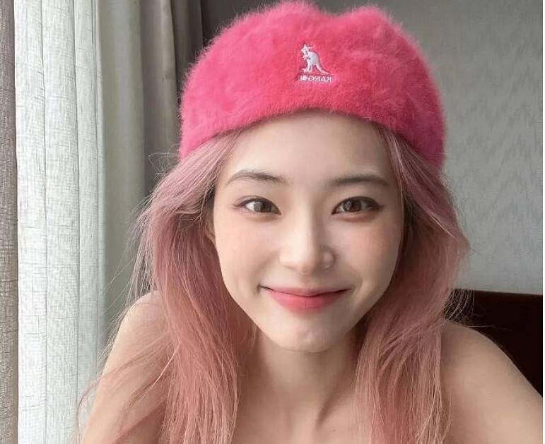 《完蛋我被美女包圍了！》熱度爆炸！盤點女主抖音號