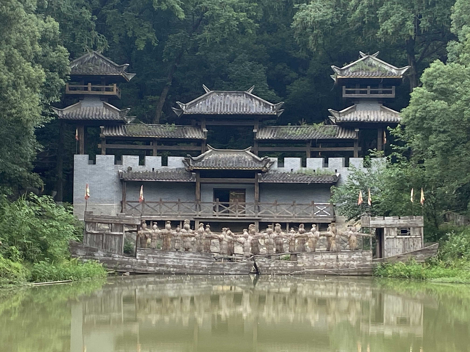 烽火赤壁,英雄無雙!文旅跨界連動體驗傳奇三國! 烽火赤壁,英雄無雙!文旅跨界連動體驗傳奇三國!