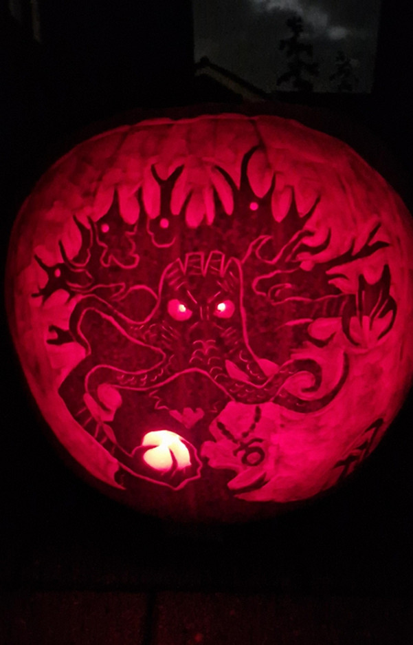 毫無違和感!國外玩家曬出《柏德之門3》主題南瓜燈 毫無違和感!國外玩家曬出《柏德之門3》主題南瓜燈