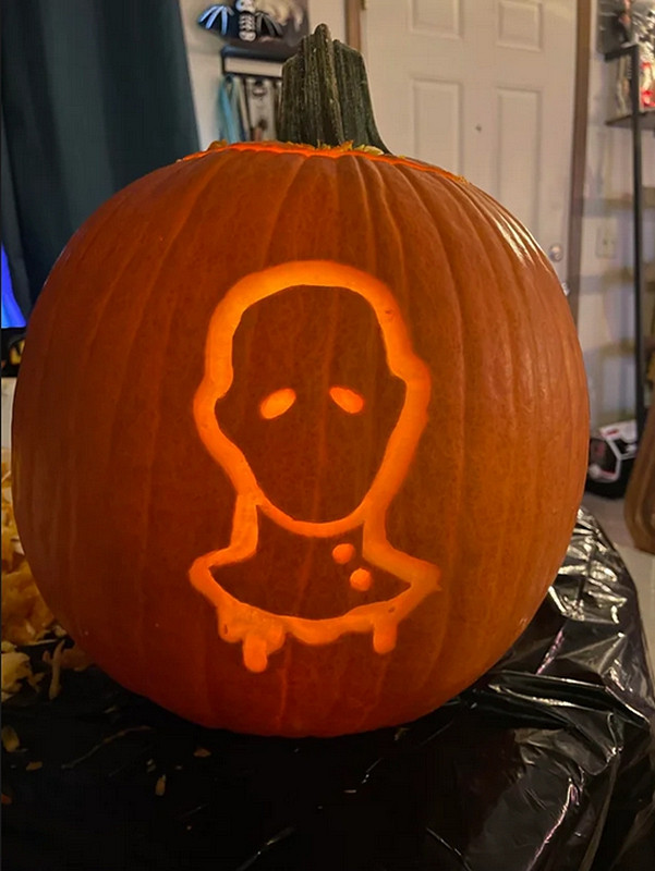 毫無違和感!國外玩家曬出《柏德之門3》主題南瓜燈 毫無違和感!國外玩家曬出《柏德之門3》主題南瓜燈