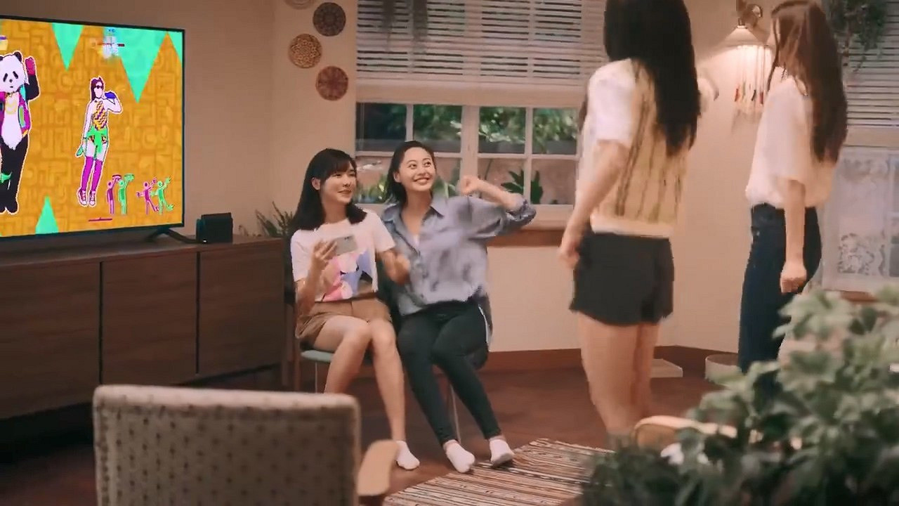 甜美可愛!《我被美女包圍了》肖鹿曾出演國行NS廣告 甜美可愛!《我被美女包圍了》肖鹿曾出演國行NS廣告