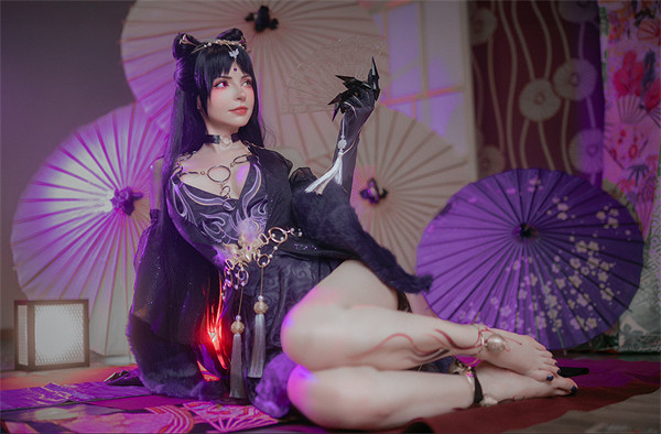 艾什莉演員COS《永劫無間》玉玲瓏:玉足魅惑 身材火辣 艾什莉演員COS《永劫無間》玉玲瓏:玉足魅惑 身材火辣