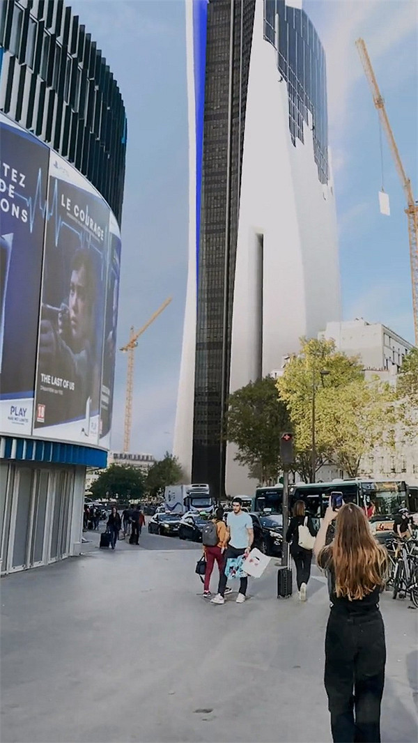 官方整活最為致命!法國巴黎正在“建造”巨型PS5大廈 官方整活最為致命!法國巴黎正在“建造”巨型PS5大廈