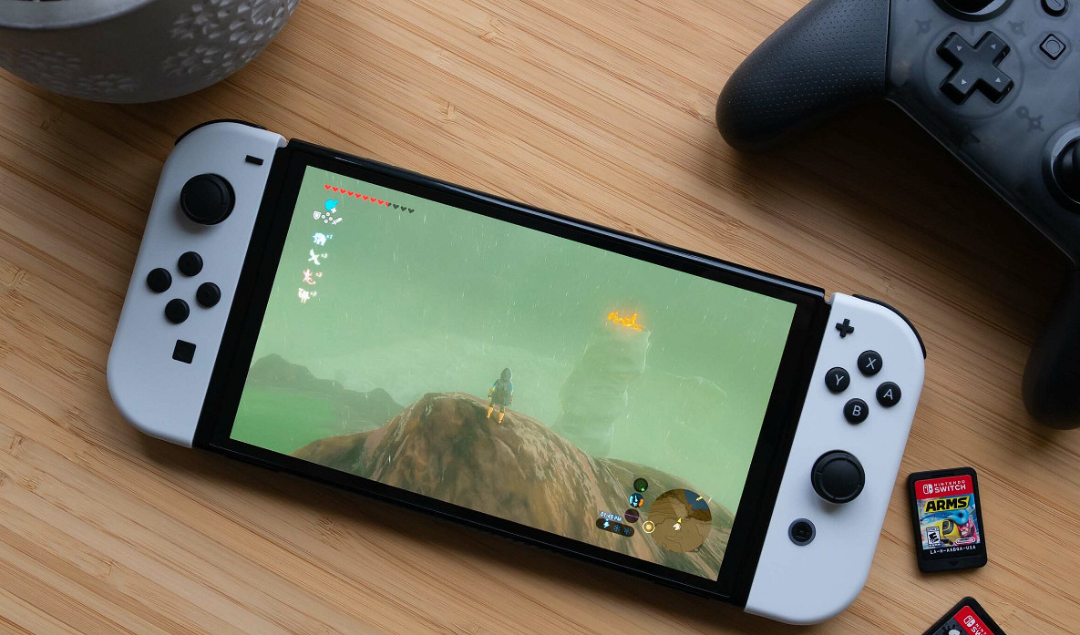 V社設計師稱讚Switch OLED:我們辦公室到處都有這玩意 V社設計師稱讚Switch OLED:我們辦公室到處都有這玩意