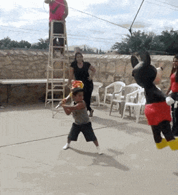 壓力大看看大胸主播怎麽了 動圖 差點就斷子絕孫了