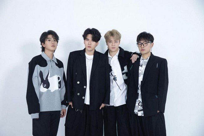 為什麽有那麽多人這個周日有點急事要去趟武漢？