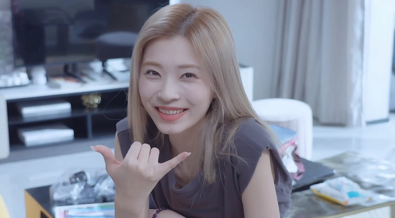 《完蛋我被美女包圍了》鄭梓妍攻略 《完蛋我被美女包圍了》鄭梓妍攻略