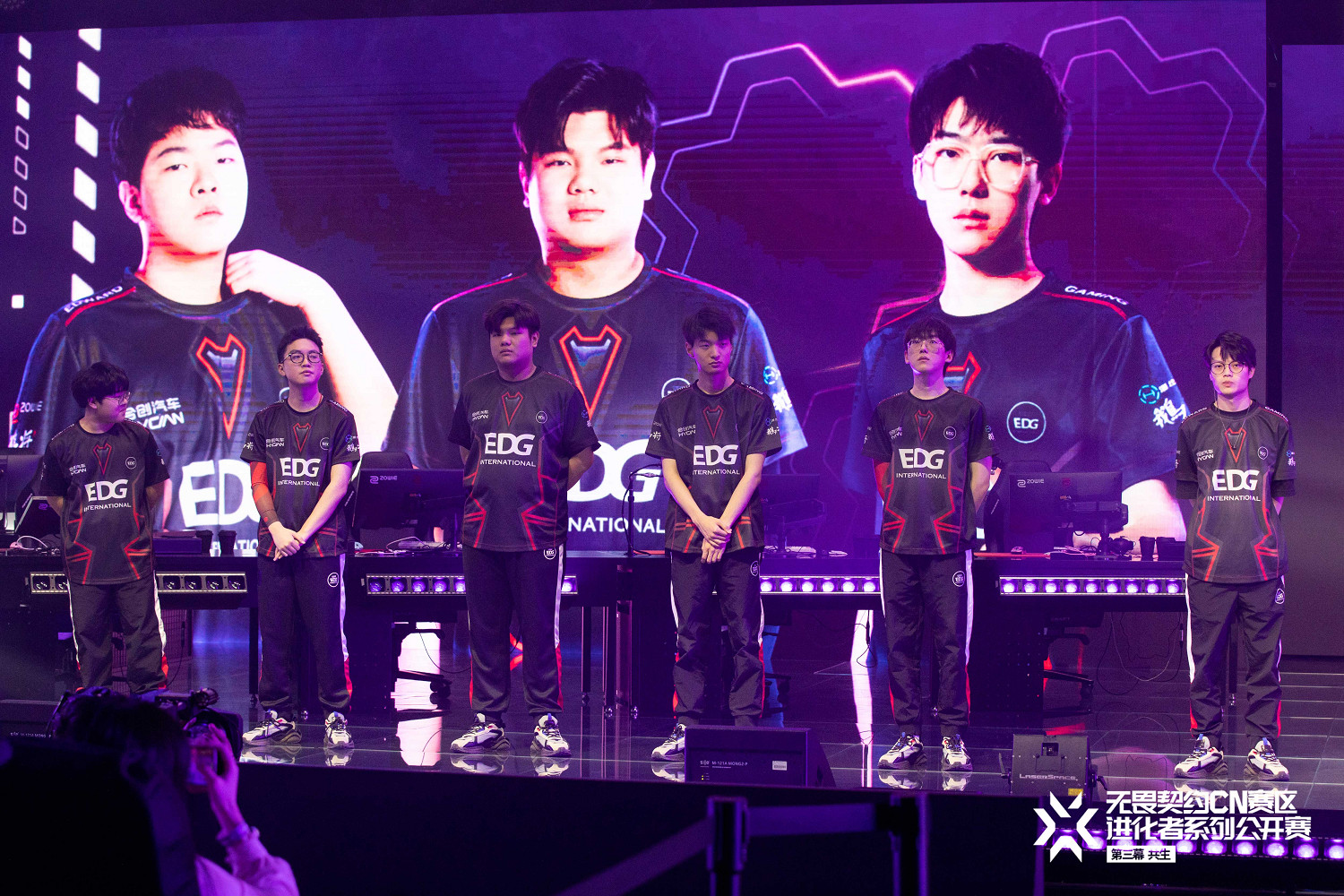 不屈不撓契約CN賽區進化者系列公開賽收官,EDG包攬三幕冠軍 不屈不撓契約CN賽區進化者系列公開賽收官,EDG包攬三幕冠軍