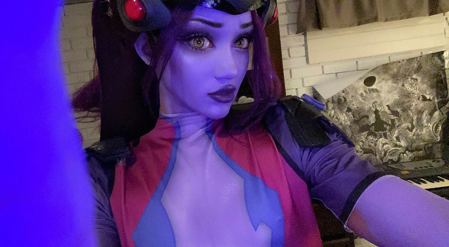 國外辣妹COS《快打旋風》春日野櫻 小蠻腰大長腿太美啦！