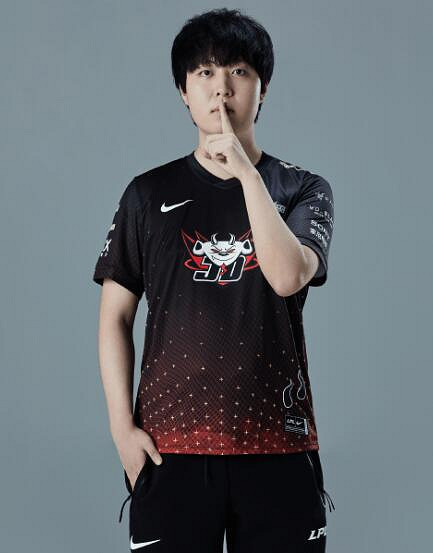 《英雄聯盟》kanavi選手個人資料介紹