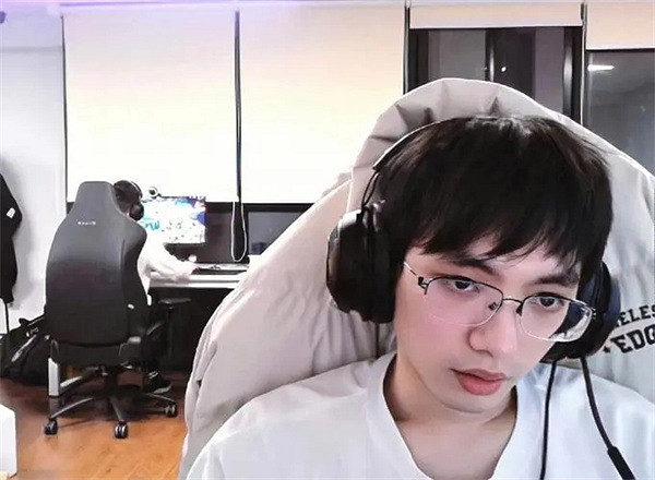 冠軍上單再就業!《LOL》職業選手聖槍哥宣布加入JDG 冠軍上單再就業!《LOL》職業選手聖槍哥宣布加入JDG