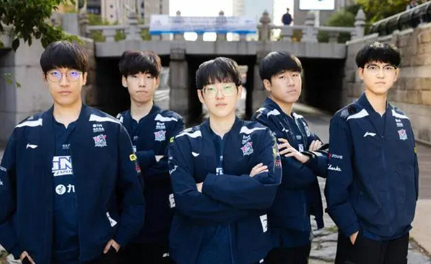 《英雄聯盟》lng淘汰官博淪陷原因介紹